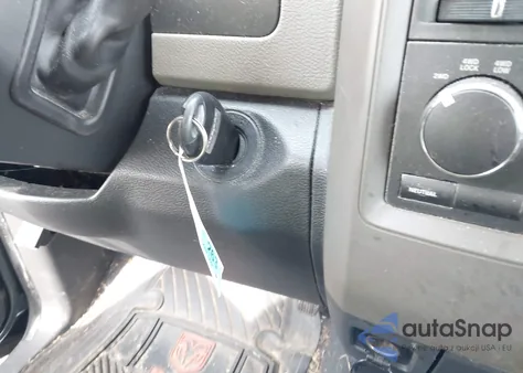 2012 Ram 1500 St z USA, uszkodzony, nr VIN 3C6JD7AT0CG159182